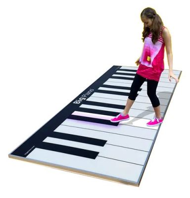  Floor Piano! Nhảy theo nhịp điệu trên phím đàn khổng lồ và chinh phục mọi bản nhạc